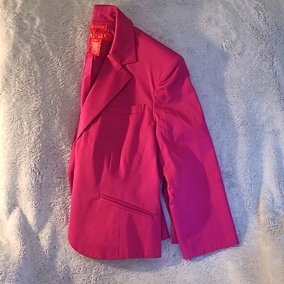 A/ LINE petite 6 stretch lined jacket. Fushia. Button front m, 2 front pockets. - Picture 4 of 4